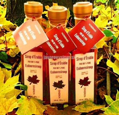 4 x 250 ml Javorový sirup Grade A Golden (predtým Grade A Light) elegantná sklenená fľaša